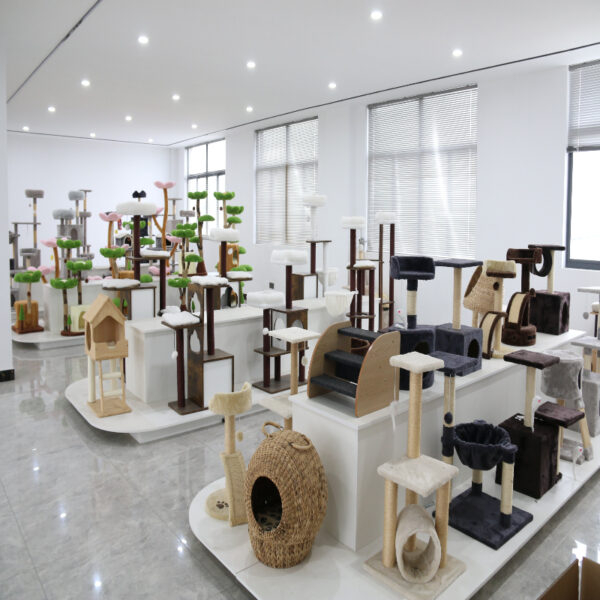 Other Custom Cat Tree or Tower - Image 2